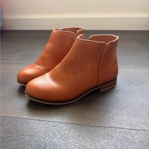 Cat & Jack girls zipper booties size 11